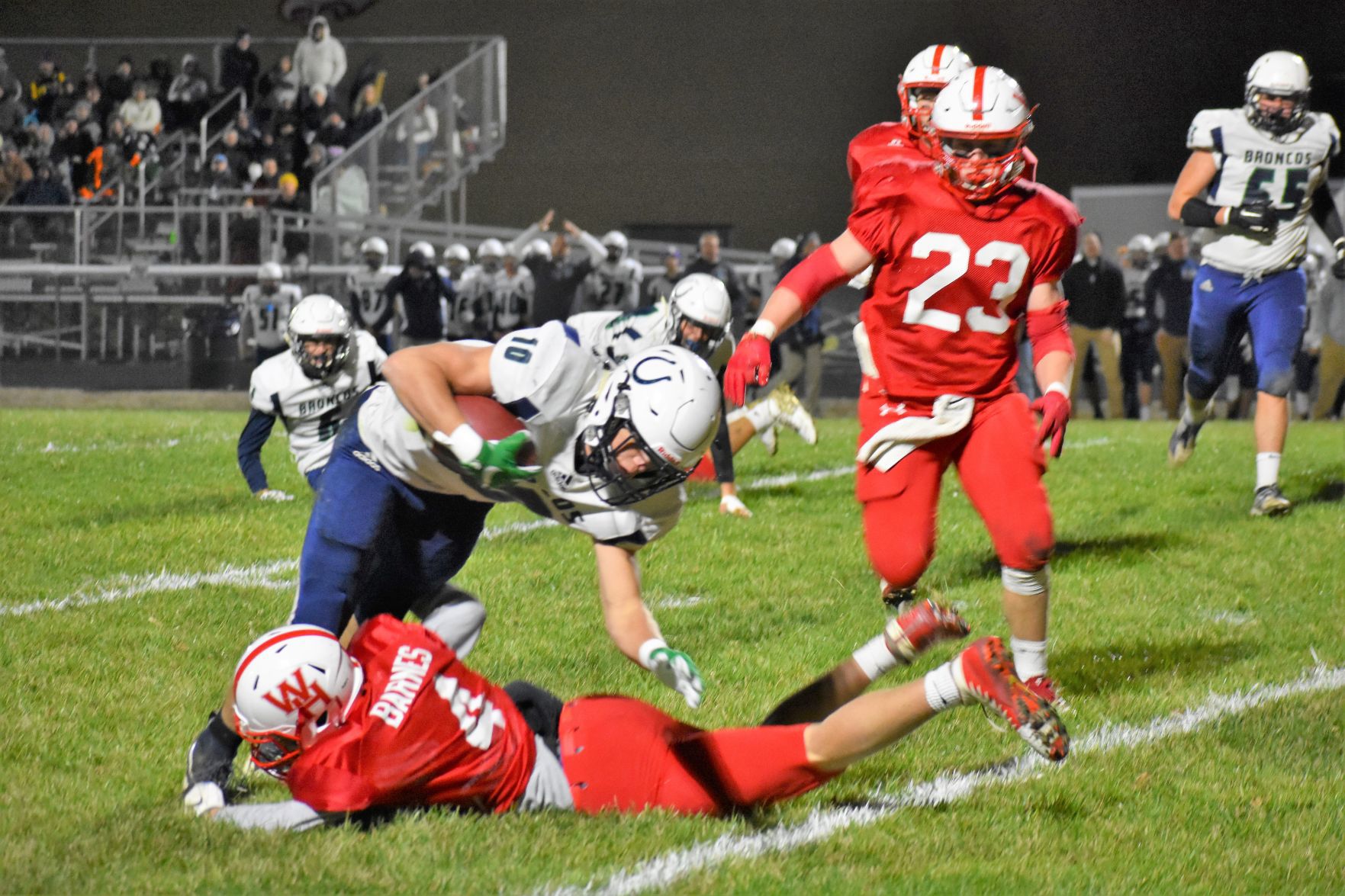 WH FB vs BK (2).JPG